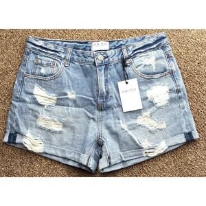 NWT Blank Paige Denim Collection Distressed, cuff Size L med wash